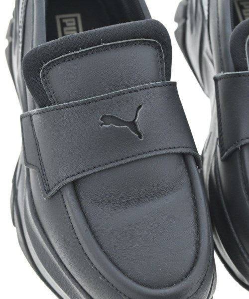 PUMA รองเท้าผ้าใบ