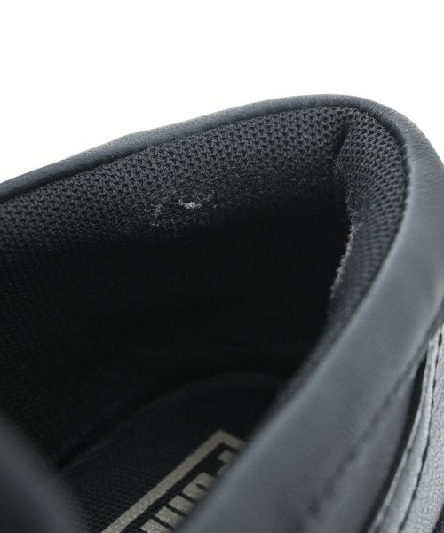 PUMA รองเท้าผ้าใบ