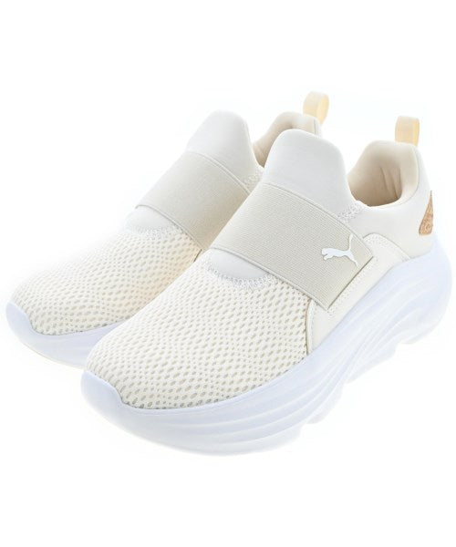 PUMA รองเท้าผ้าใบ