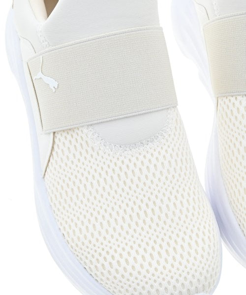 PUMA รองเท้าผ้าใบ