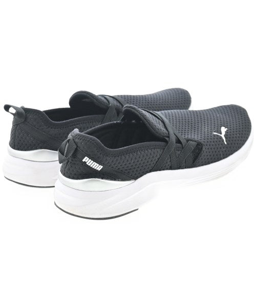 PUMA รองเท้าผ้าใบ