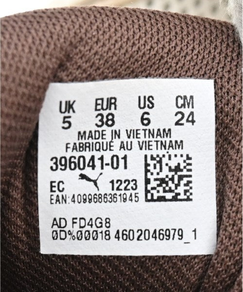 PUMA รองเท้าผ้าใบ
