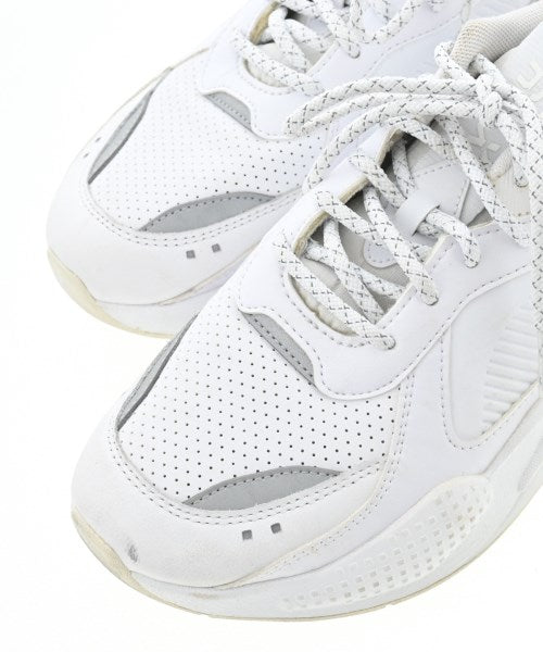 PUMA รองเท้าผ้าใบ