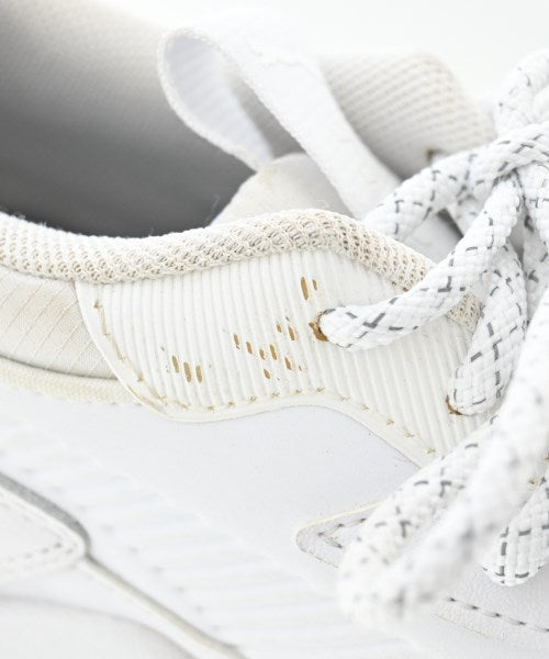 PUMA รองเท้าผ้าใบ