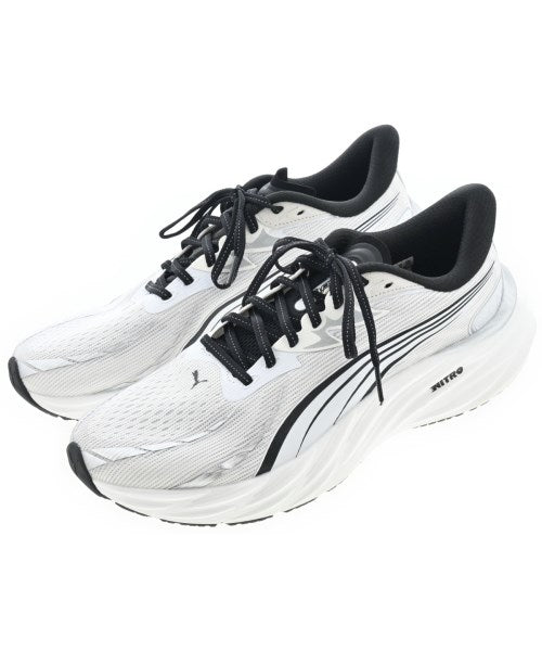PUMA รองเท้าผ้าใบ