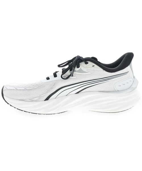 PUMA รองเท้าผ้าใบ