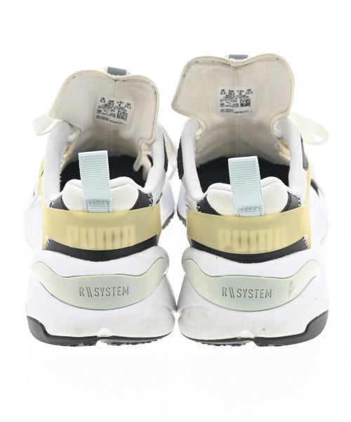 PUMA รองเท้าผ้าใบ