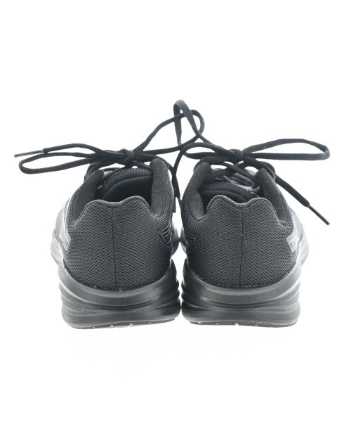 PUMA รองเท้าผ้าใบ