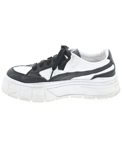 PUMA รองเท้าผ้าใบ