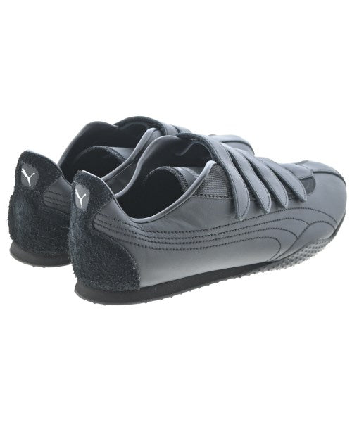 PUMA รองเท้าผ้าใบ
