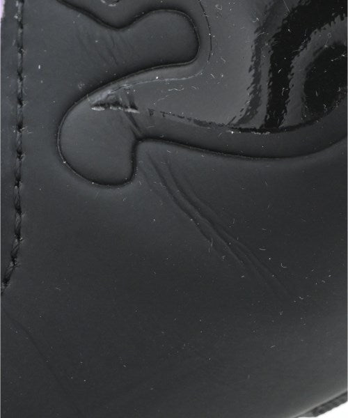 PUMA รองเท้าผ้าใบ