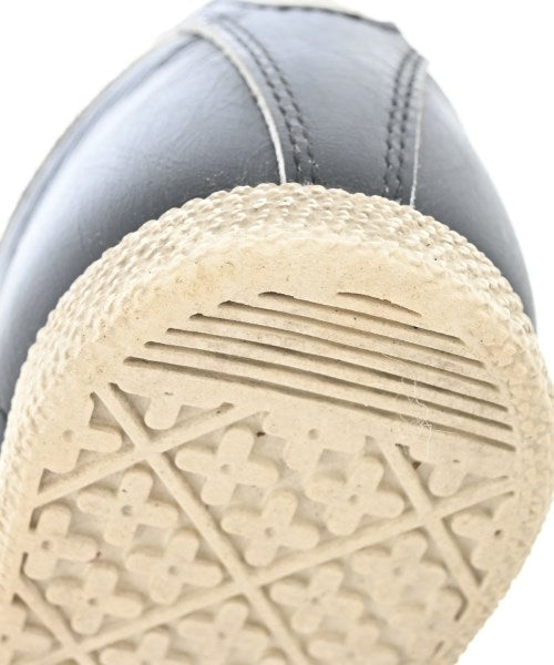 PUMA รองเท้าผ้าใบ