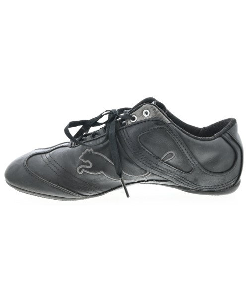 PUMA รองเท้าผ้าใบ