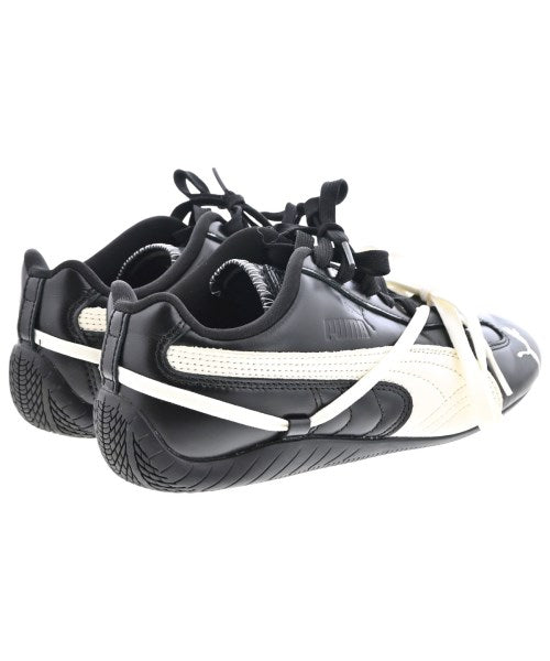 PUMA รองเท้าผ้าใบ