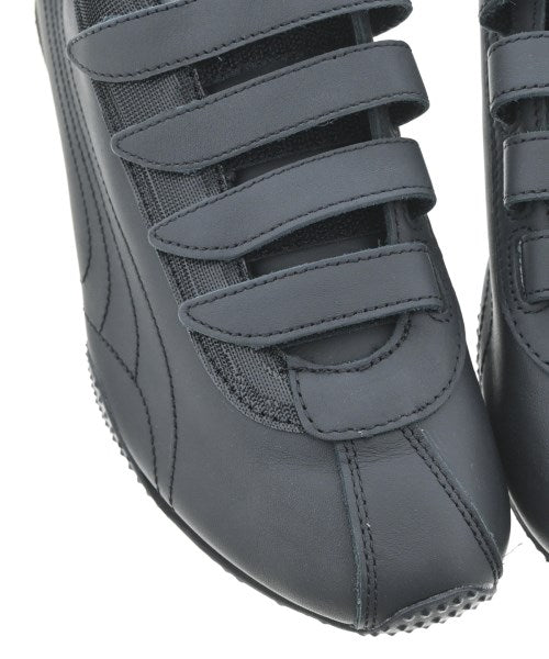 PUMA รองเท้าผ้าใบ