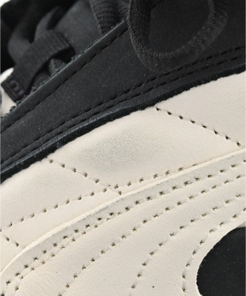 PUMA รองเท้าผ้าใบ