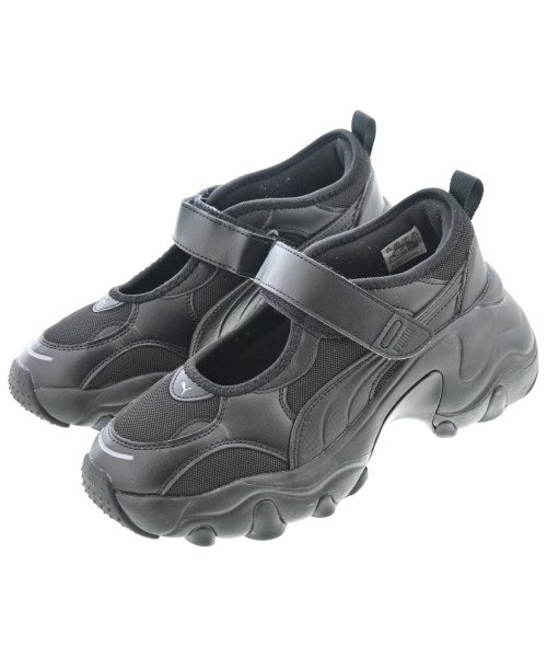 PUMA รองเท้าผ้าใบ