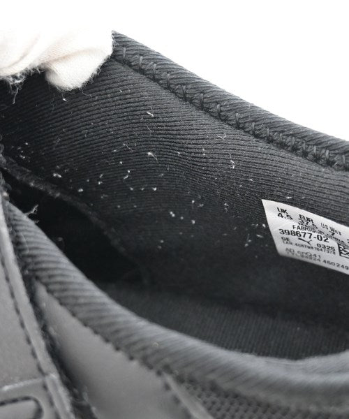 PUMA รองเท้าผ้าใบ