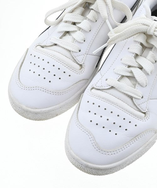 PUMA รองเท้าผ้าใบ