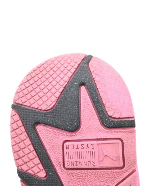 PUMA รองเท้าผ้าใบ