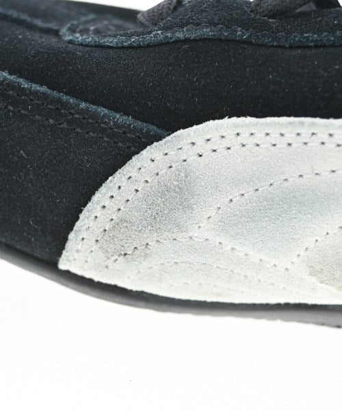 PUMA รองเท้าผ้าใบ