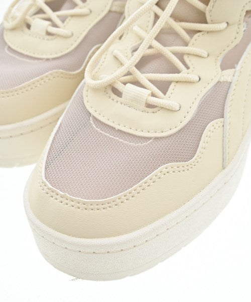 PUMA รองเท้าผ้าใบ