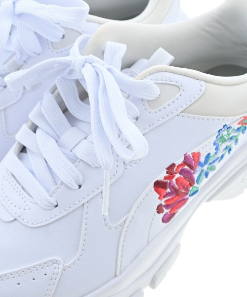 PUMA รองเท้าผ้าใบ