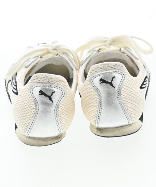 PUMA รองเท้าผ้าใบ