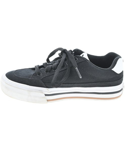 PUMA รองเท้าผ้าใบ