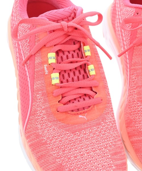 PUMA รองเท้าผ้าใบ