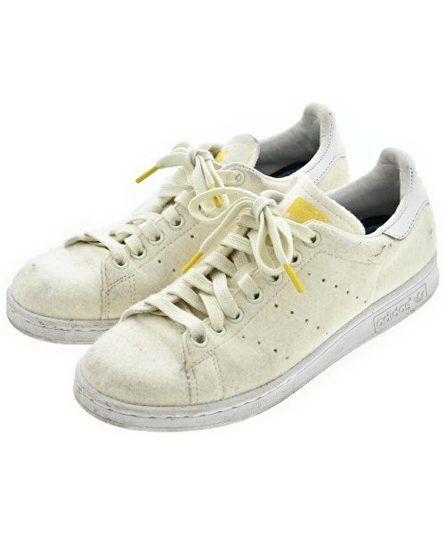 adidas รองเท้าผ้าใบ