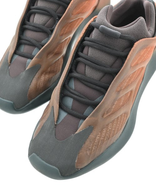 adidas รองเท้าผ้าใบ