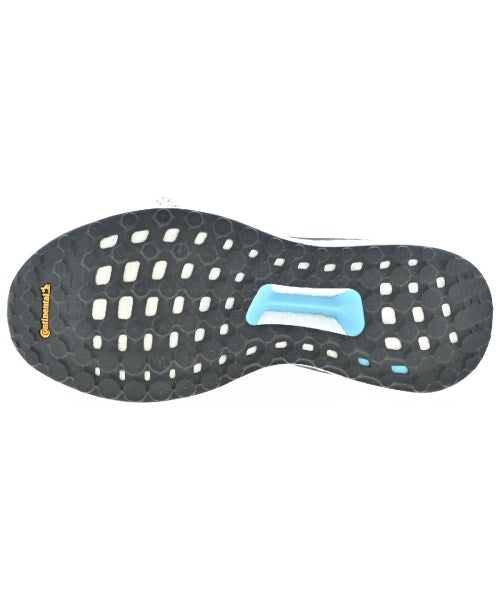 adidas รองเท้าผ้าใบ