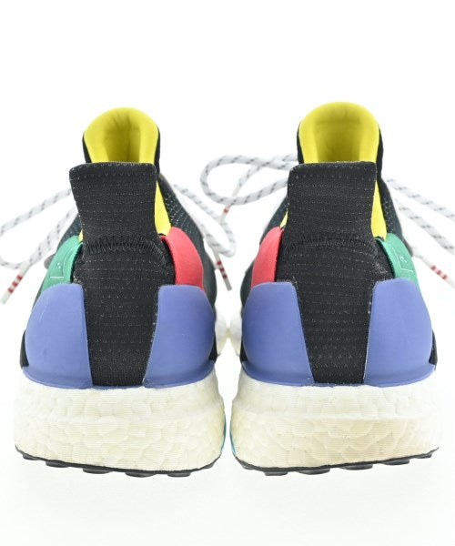adidas รองเท้าผ้าใบ