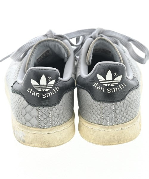 adidas รองเท้าผ้าใบ