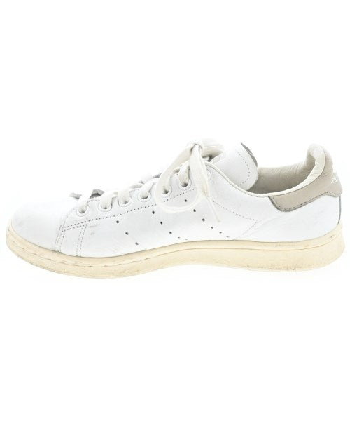 adidas รองเท้าผ้าใบ