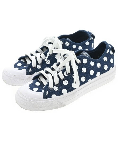 adidas รองเท้าผ้าใบ