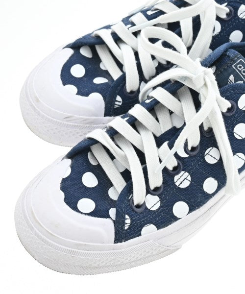 adidas รองเท้าผ้าใบ