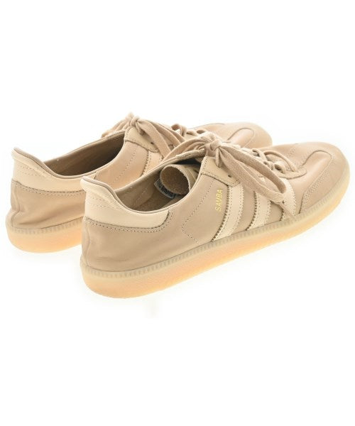 adidas รองเท้าผ้าใบ