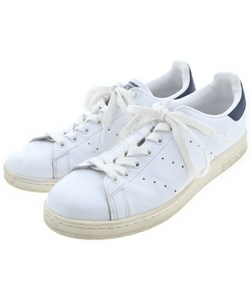 adidas รองเท้าผ้าใบ