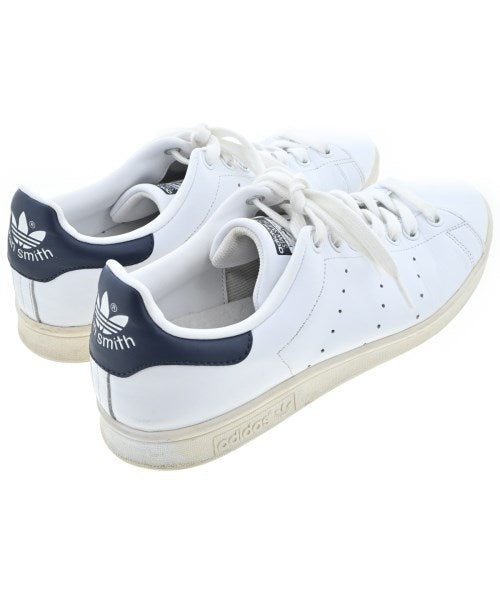 adidas รองเท้าผ้าใบ