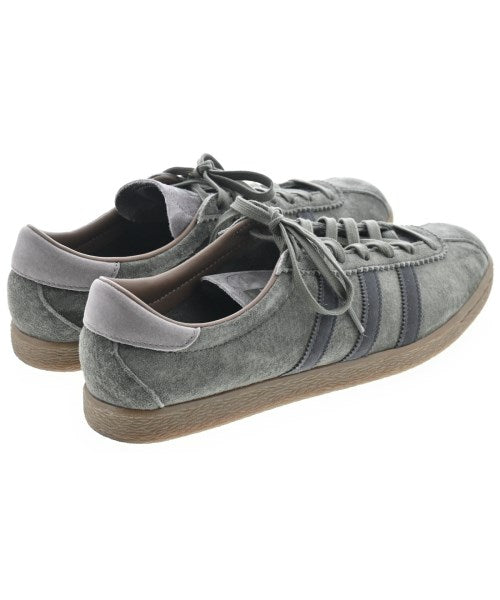 adidas รองเท้าผ้าใบ