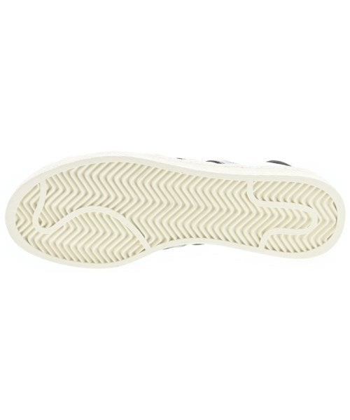 adidas รองเท้าผ้าใบ