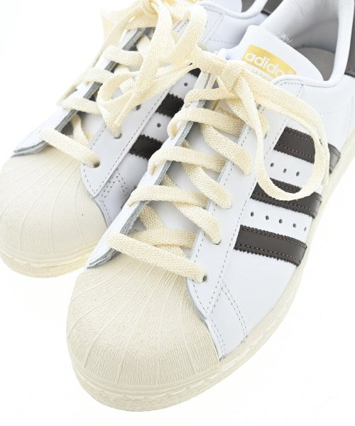 adidas รองเท้าผ้าใบ