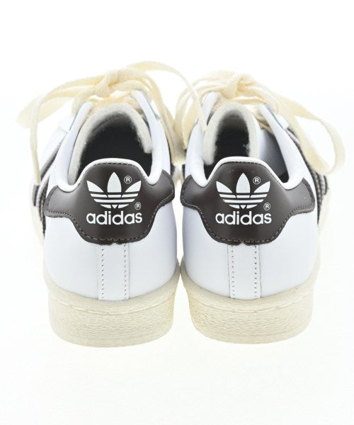 adidas รองเท้าผ้าใบ