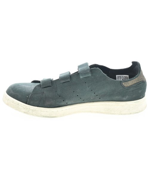 adidas รองเท้าผ้าใบ