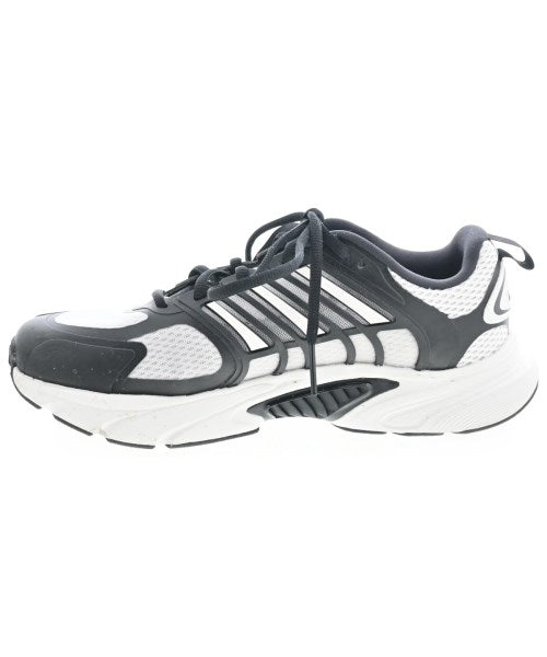 adidas รองเท้าผ้าใบ