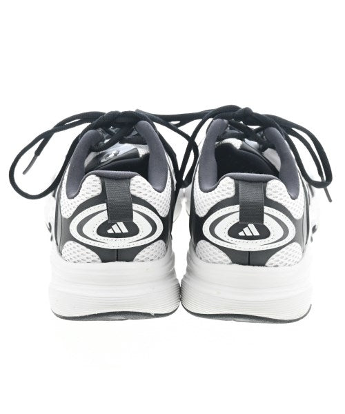 adidas รองเท้าผ้าใบ