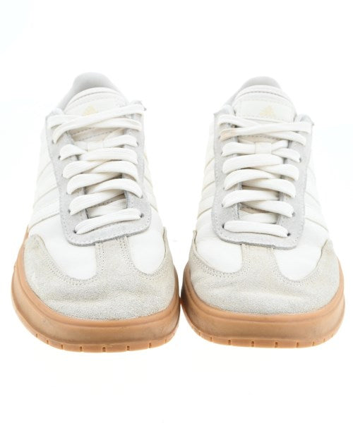 adidas รองเท้าผ้าใบ