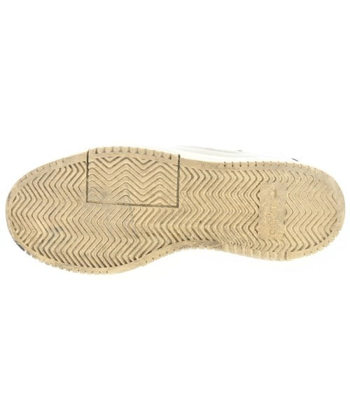 adidas รองเท้าผ้าใบ